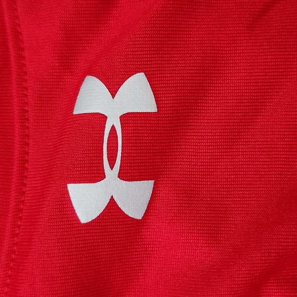 Red Under Armour Long Sleeve - Picture 4 of 6